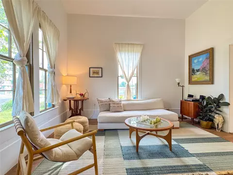 Living - 200 E Brenham St, Elgin, TX 78621 photo 1 of 6