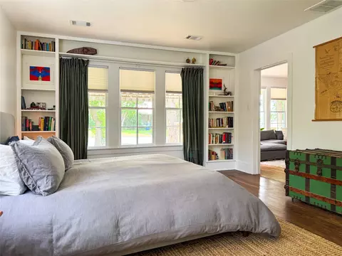 Bedroom - 200 E Brenham St, Elgin, TX 78621 photo 1 of 4
