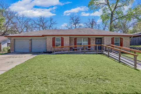 3205 Laguna Dr, Austin, TX 78741