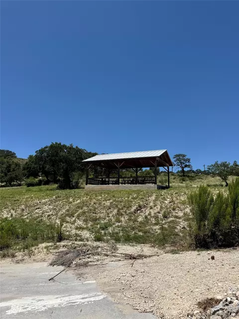 2915 Spring Xing, Junction, TX 76849 photo 4