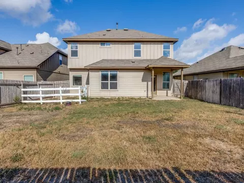 Exterior - 512 Eagle Brook Ln, Buda, TX 78610 photo 4 of 4