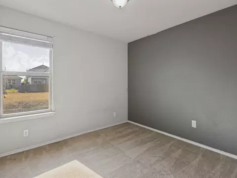 Bedroom - 512 Eagle Brook Ln, Buda, TX 78610 photo 2 of 6