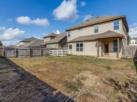Exterior - 512 Eagle Brook Ln, Buda, TX 78610 photo 3 of 4
