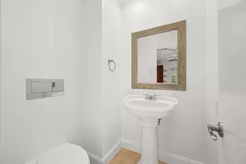 Bath - 833 E 38th St, Austin, TX 78705 photo 4 of 5