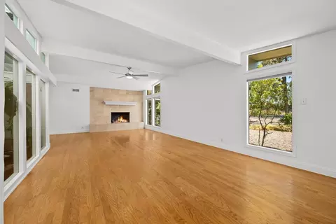 Living - 833 E 38th St, Austin, TX 78705 photo 1 of 4