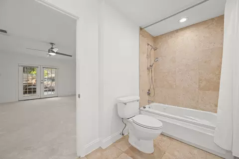 Bath - 833 E 38th St, Austin, TX 78705 photo 2 of 5
