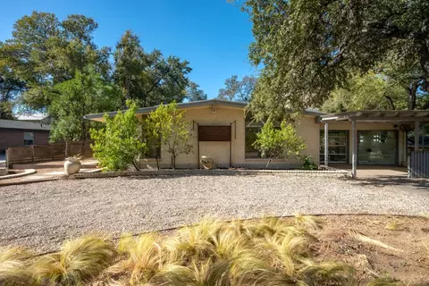 Exterior - 833 E 38th St, Austin, TX 78705 photo 3 of 11