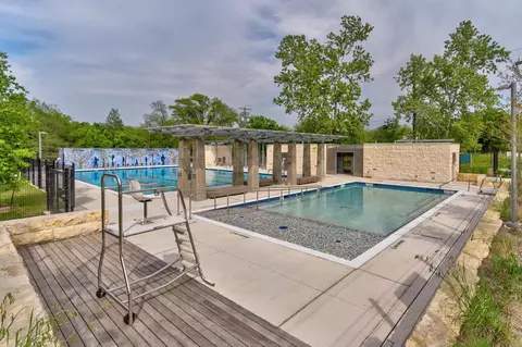 Exterior - 833 E 38th St, Austin, TX 78705 photo 11 of 11