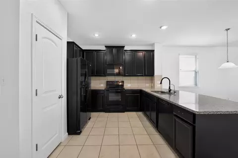 Kitchen - 209 Evening Dusk Dr, Kyle, TX 78640 photo 2 of 3