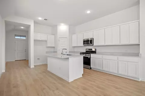 278 Bendecido Loop, Elgin, TX 78621 photo 9