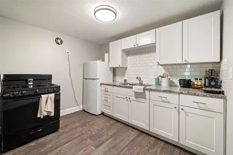 201 W 31st St #E, Austin, TX 78705
