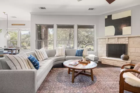 1135 Blue Ridge Dr, Dripping Springs, TX 78620