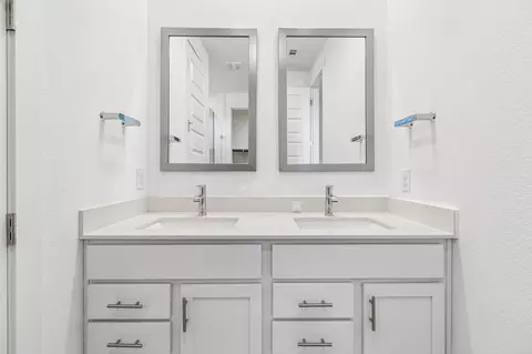 Bath - 313 Peace Pipe Way, Georgetown, TX 78628 photo 1 of 4