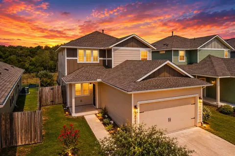 2625 Brand Iron Dr, San Marcos, TX 78666