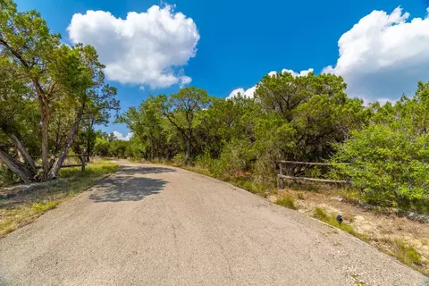 2934 Elm Terrace Ln, Wimberley, TX 78676