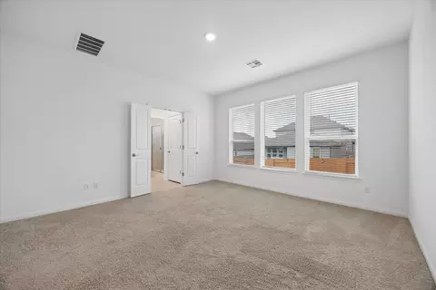 Bedroom - 6407 Rounded Pebble Ln, Buda, TX 78610 photo 2 of 5