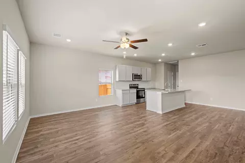144 Wind Hl, Jarrell, TX 76537 photo 17