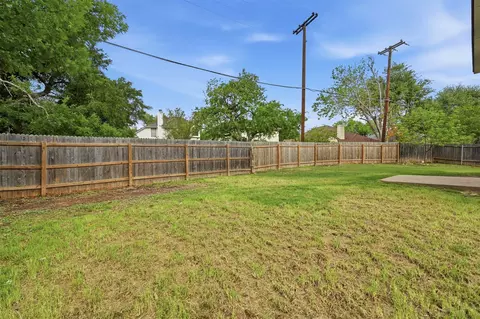Exterior - 3629 Ruby Red Dr, Austin, TX 78728 photo 5 of 6