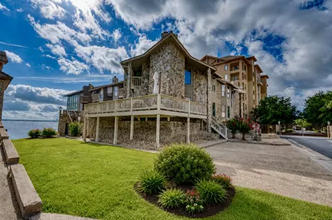 1101 The Cape Rd #2, Horseshoe Bay, TX 78657