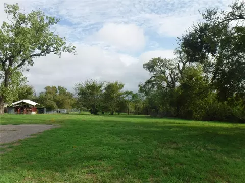 524 Old Mcdade Rd Old Mcdade Rd, Elgin, TX 78621 photo 5