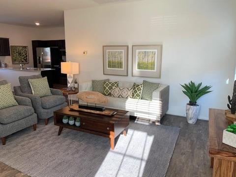 820 Circle Way, Jarrell, TX 76537 photo 13