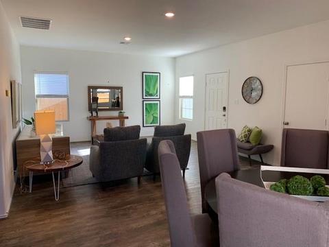 820 Circle Way, Jarrell, TX 76537 photo 10