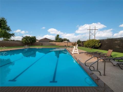 820 Circle Way, Jarrell, TX 76537 photo 28