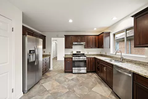 2422 Agarita Trl, Round Rock, TX 78665