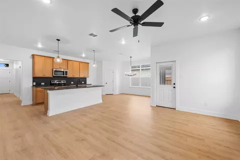 Living - 584 Gus Loop, Georgetown, TX 78626 photo 1 of 4