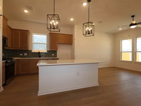 Kitchen - 13210 Stabler Dr, Manchaca, TX 78652 photo 1 of 3