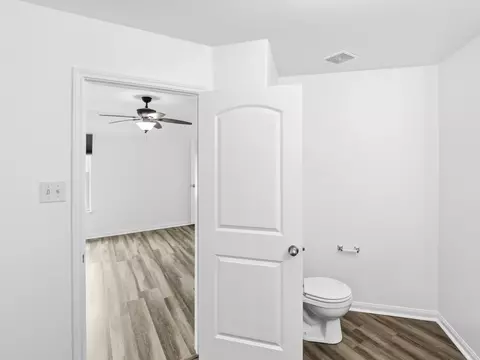 Entry Way - 229 J E Brown Ln, Jarrell, TX 76537 photo 4 of 4