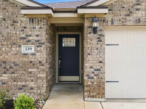 Exterior - 229 J E Brown Ln, Jarrell, TX 76537 photo 3 of 8