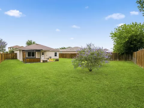 Exterior - 229 J E Brown Ln, Jarrell, TX 76537 photo 7 of 8