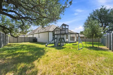Exterior - 112 Fox Run, Georgetown, TX 78628 photo 4 of 7