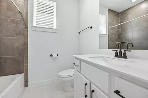 Bath - 112 Fox Run, Georgetown, TX 78628 photo 5 of 5