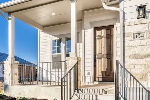 Exterior - 454 Burlington Dr, Buda, TX 78610 photo 2 of 3