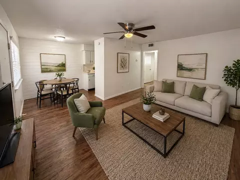 2704 Salado St #103, Austin, TX 78705