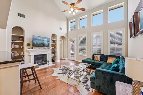2210 Onion Creek Pkwy #1104, Austin, TX 78747