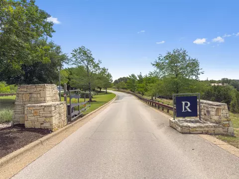 1716 Knights Chance Ln, Spicewood, TX 78669