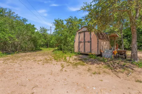 Exterior - 1998 Upper Elgin River Rd, Elgin, TX 78621 photo 6 of 6