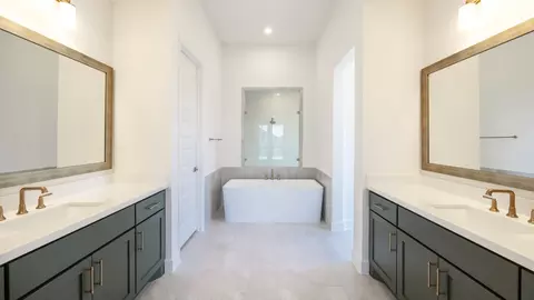 Bath - 507 Irvine Cir, Liberty Hill, TX 78642 photo 1 of 1
