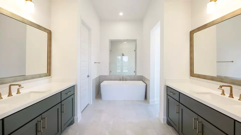 Bath - 507 Irvine Cir, Liberty Hill, TX 78642 photo 1 of 1