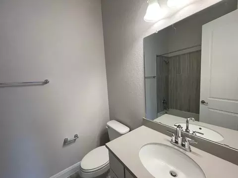 Bath - 513 Constitution Way, Kyle, TX 78640 photo 5 of 7