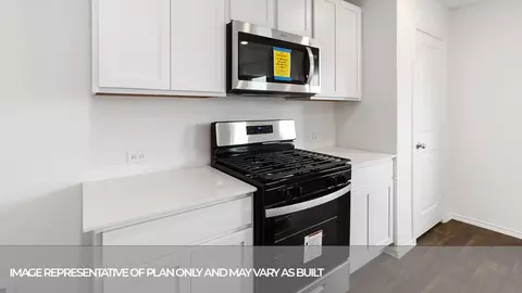 Kitchen - 504 Wild Goose Dr, Luling, TX 78648 photo 1 of 6