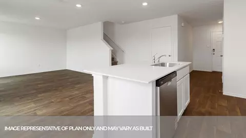 Entry Way - 504 Wild Goose Dr, Luling, TX 78648 photo 2 of 2