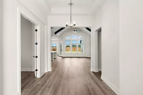 Entry Way - 325 Ridgewell Loop, Georgetown, TX 78633 photo 2 of 2