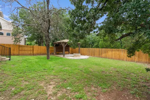 Exterior - 941 Del Raphael Dr, Leander, TX 78641 photo 4 of 5