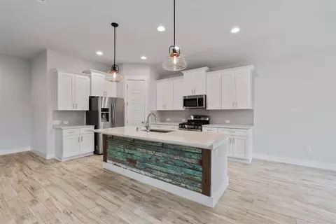 Kitchen - 941 Del Raphael Dr, Leander, TX 78641 photo 2 of 4