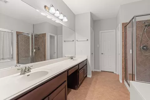 Bath - 400 Red Hawk Dr, Leander, TX 78641 photo 1 of 4