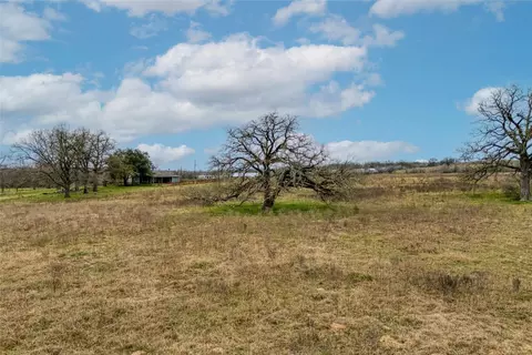 Other - 103 Robin Ln, Luling, TX 78648 photo 6 of 11